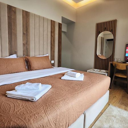 Vila Casablanca - Boutique Hotel & Restaurant Shkoder Luaran gambar