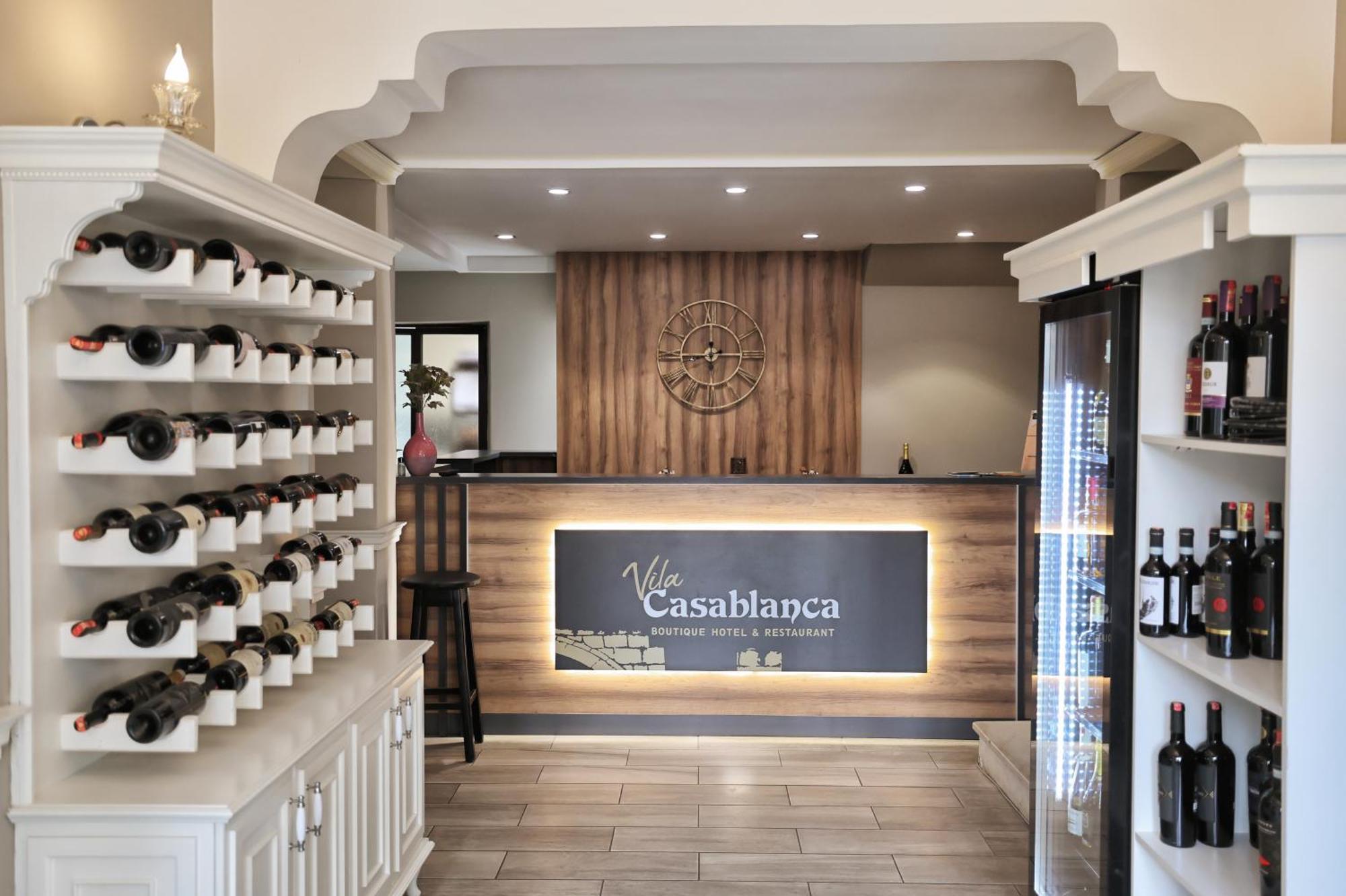 Vila Casablanca - Boutique Hotel & Restaurant Shkoder Luaran gambar