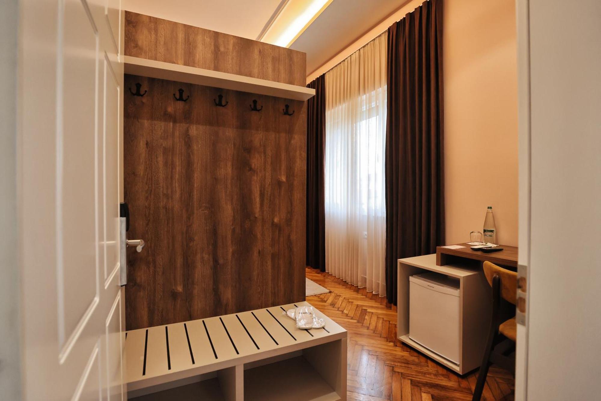 Vila Casablanca - Boutique Hotel & Restaurant Shkoder Luaran gambar