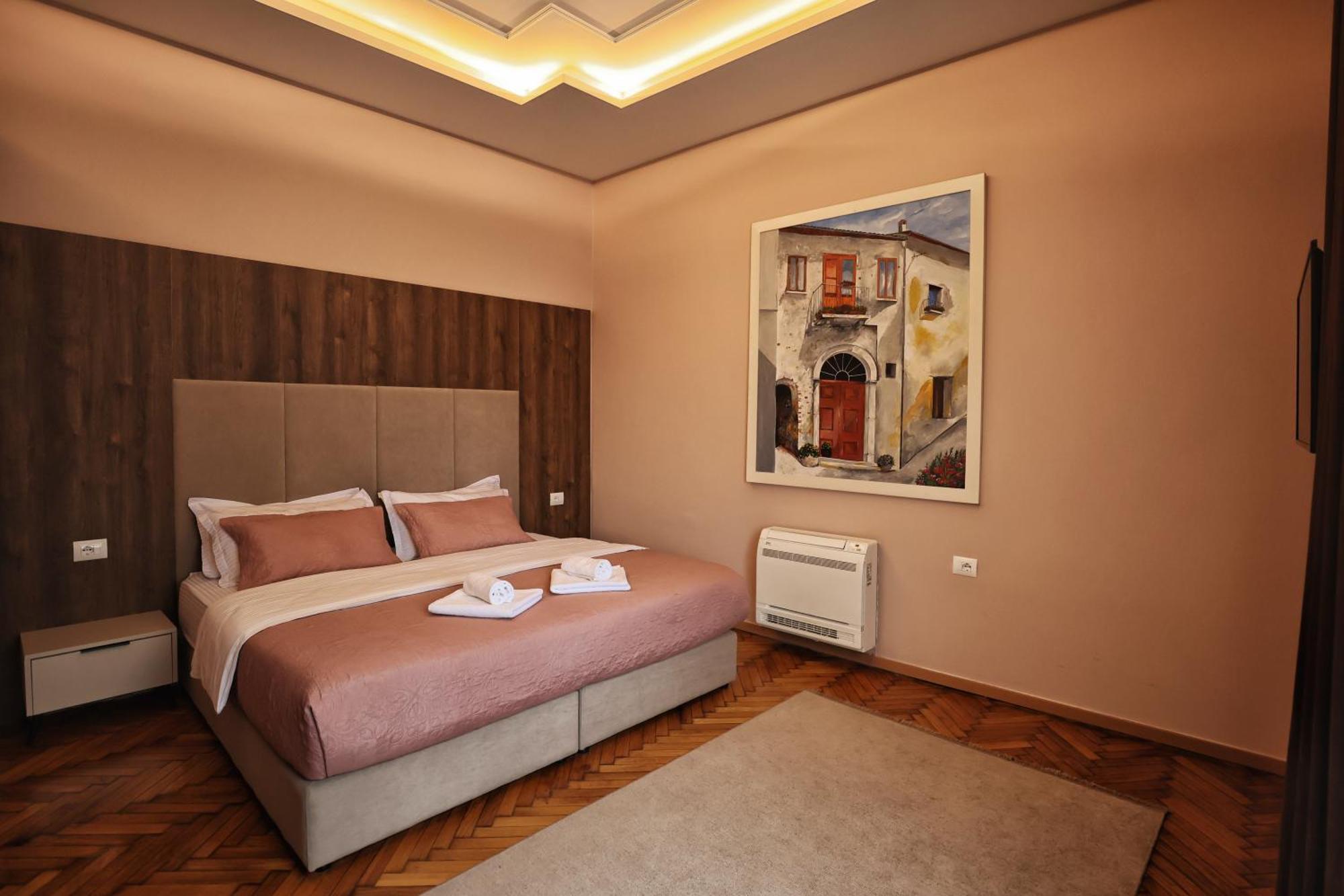 Vila Casablanca - Boutique Hotel & Restaurant Shkoder Luaran gambar