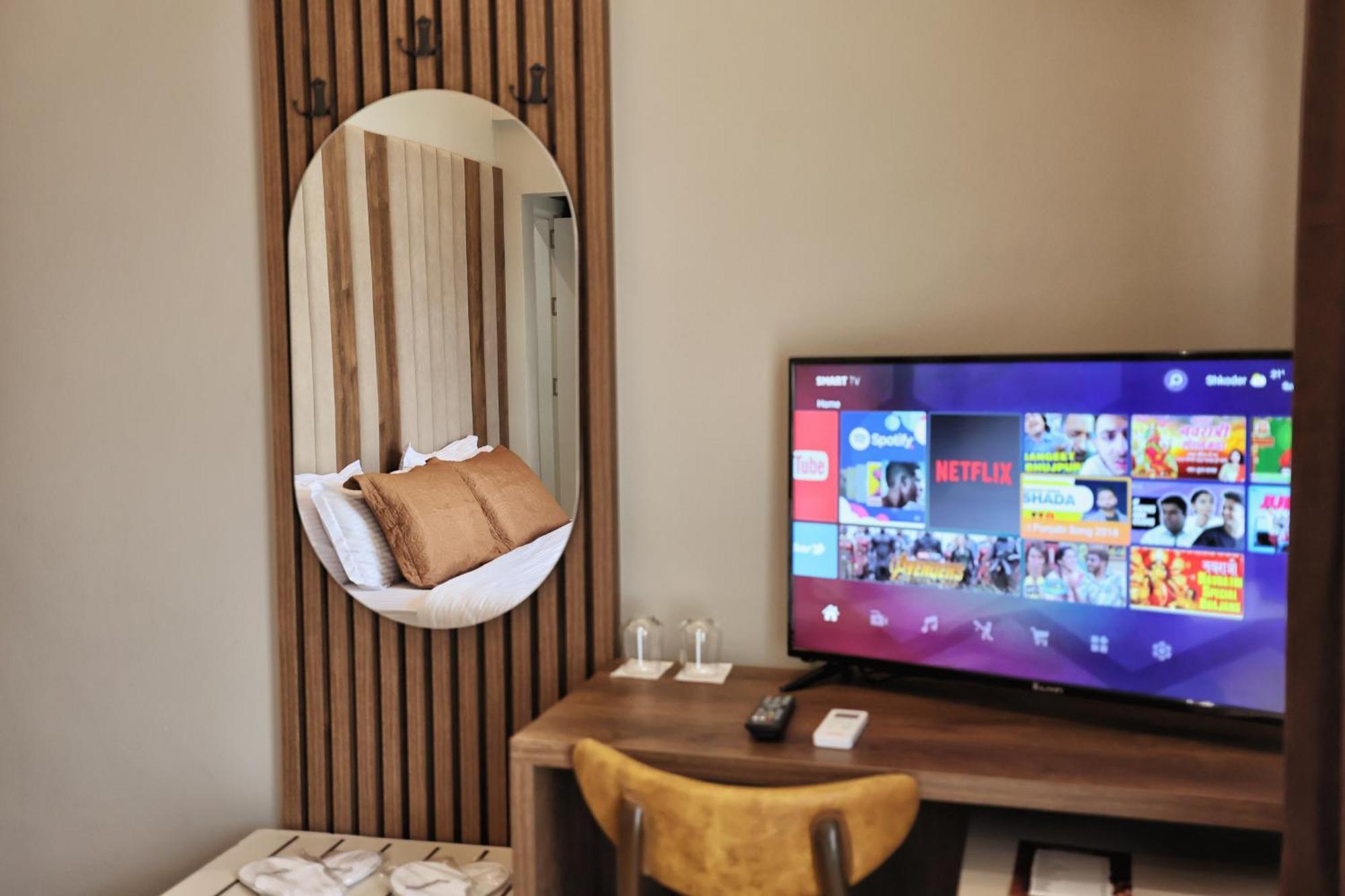 Vila Casablanca - Boutique Hotel & Restaurant Shkoder Luaran gambar