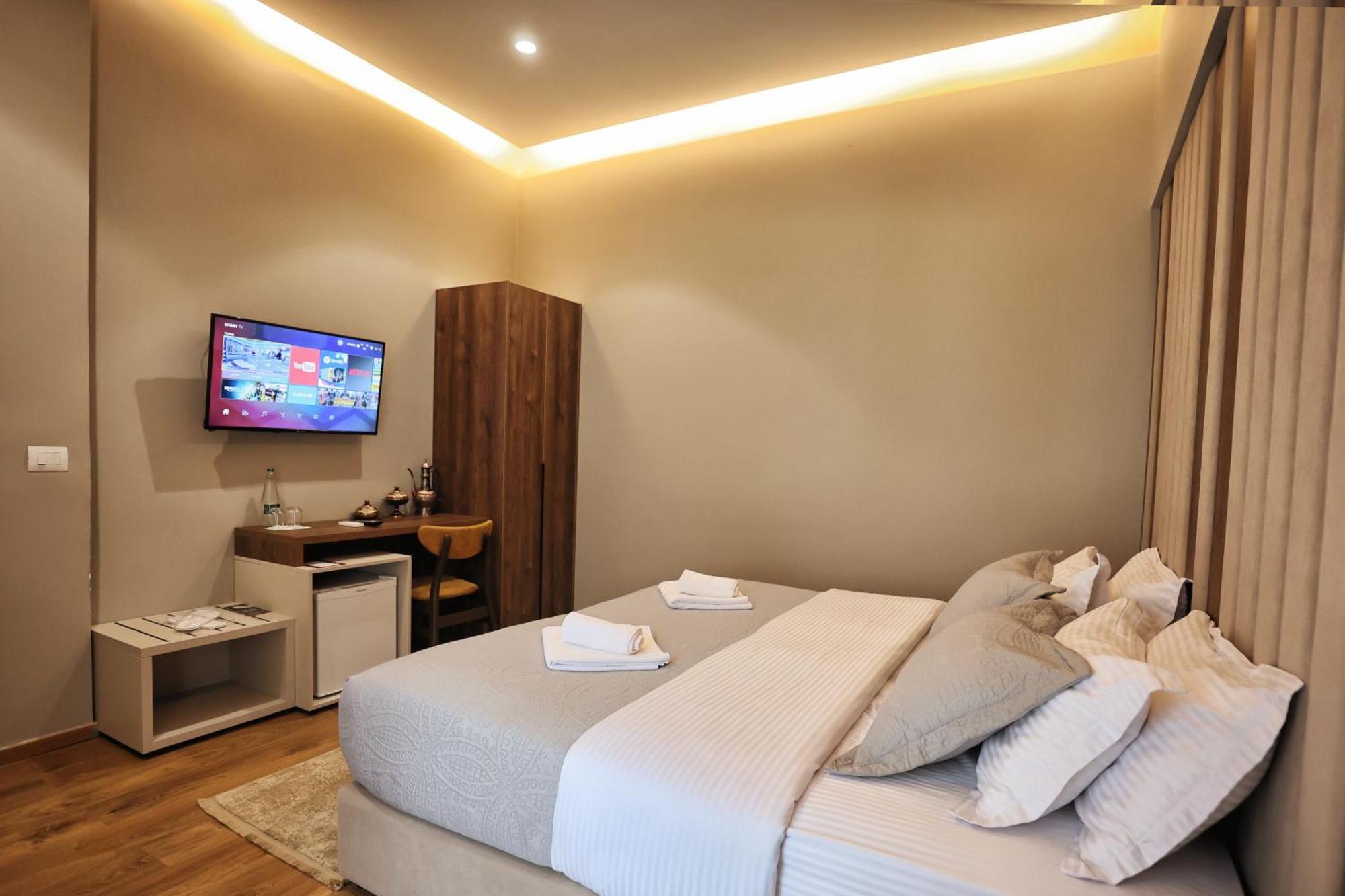 Vila Casablanca - Boutique Hotel & Restaurant Shkoder Luaran gambar