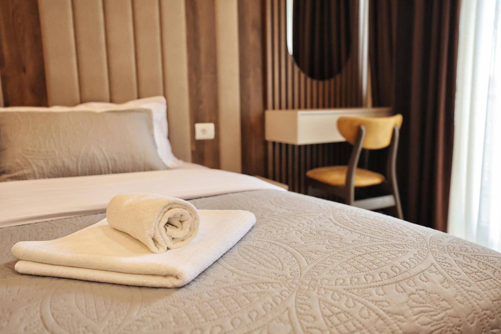 Vila Casablanca - Boutique Hotel & Restaurant Shkoder Luaran gambar