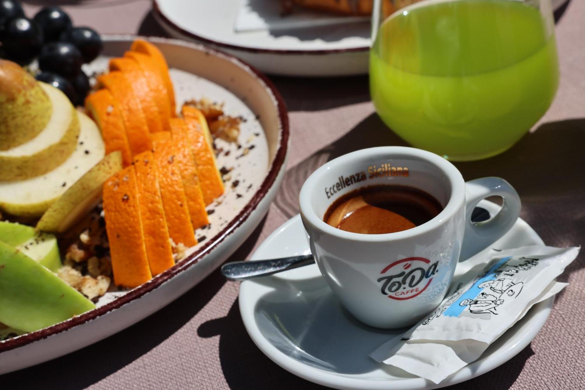 Vila Casablanca - Boutique Hotel & Restaurant Shkoder Luaran gambar